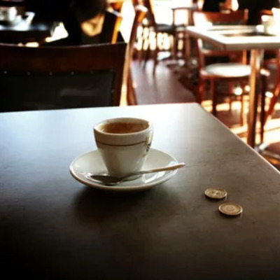 coffee-cups-with-logo